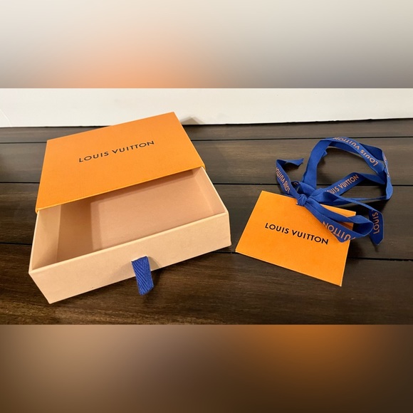 Louis Vuitton Gift box set - Picture 1 of 5